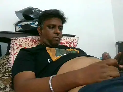 Snapshot of jemes21in chatting on 10-23-25, 03:00 jemes21in online show from 10-23-25, 03:00
