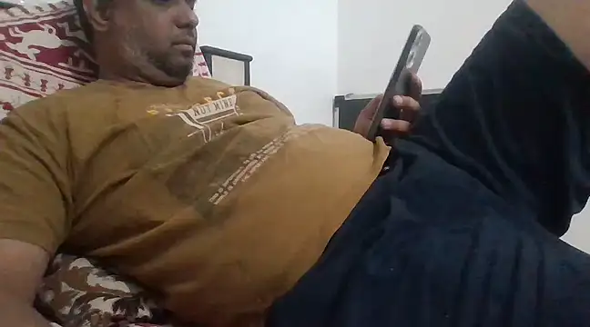 Snapshot of jemes21in chatting on 03-01-25, 06:43 jemes21in online show from 03-01-25, 06:43