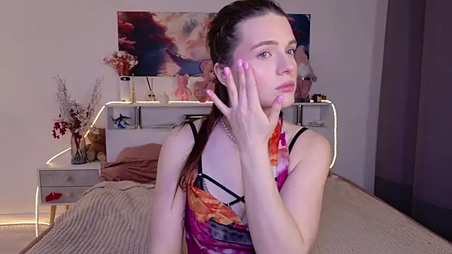 Nellie Medina online show from 03-20-26, 05:14