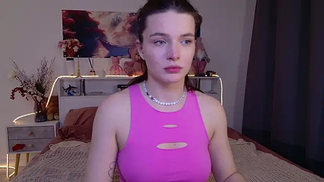 Nellie Medina online show from 03-26-26, 08:29