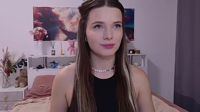 Nellie Medina online show from 11-19-25, 04:40