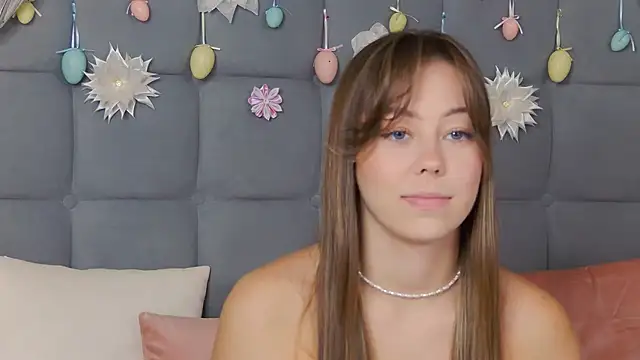 TheEmma online show from 04-13-26, 01:37