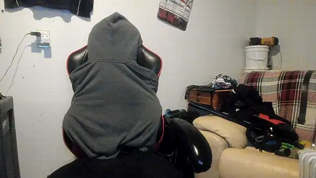 JamesMichael88 online show from 03-04-25, 03:37