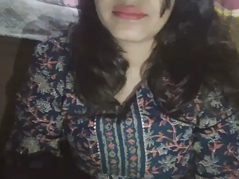 Snapshot of Hot-shanvi chatting on 09-24-25, 05:41 Hot-shanvi online show from 09-24-25, 05:41