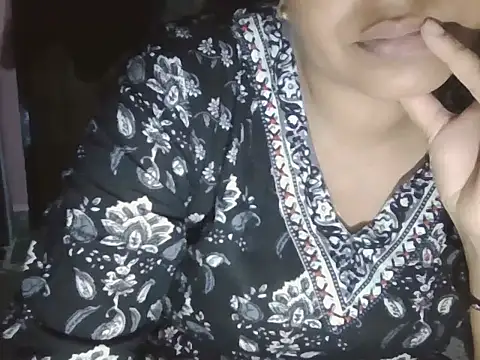 Hot-shanvi online show from 03-29-26, 05:47