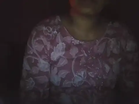 Snapshot of Hot-shanvi chatting on 10-01-25, 05:28 Hot-shanvi online show from 10-01-25, 05:28