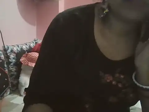 Hot-shanvi online show from 11-18-25, 03:15