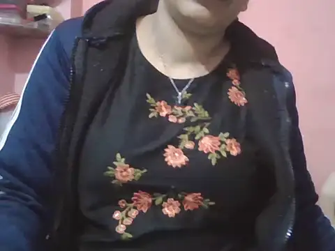 Hot-shanvi online show from 12-21-25, 01:41