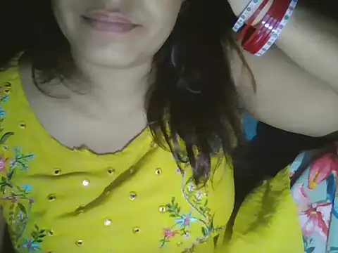 Snapshot of Hot-shanvi chatting on 09-27-25, 03:18 Hot-shanvi online show from 09-27-25, 03:18