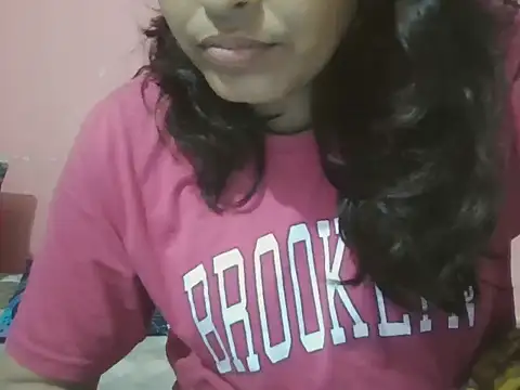Snapshot of Hot-shanvi chatting on 09-24-25, 02:29 Hot-shanvi online show from 09-24-25, 02:29