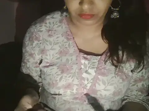 Hot-shanvi online show from 04-30-26, 11:42