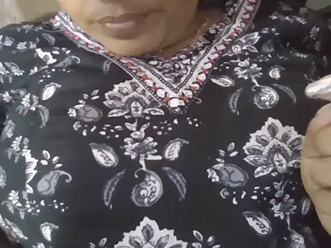 Hot-shanvi online show from 07-29-26, 11:42