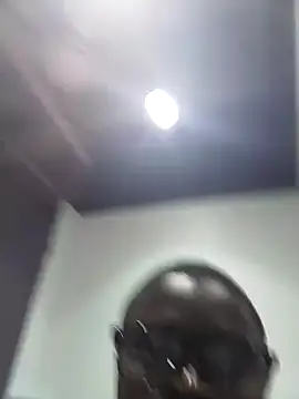 Snapshot of vhakhadzi chatting on 01-09-25, 10:41 vhakhadzi online show from 01-09-25, 10:41