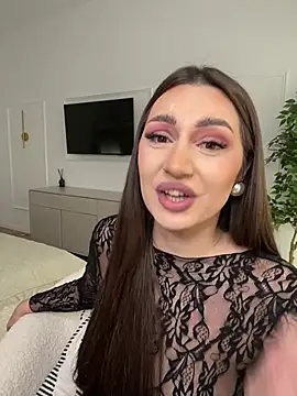 claraxjoyy online show from 04-13-26, 09:35