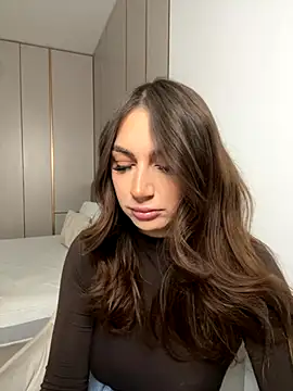 Snapshot of claraxjoyy chatting on 10-15-25, 04:11 claraxjoyy online show from 10-15-25, 04:11