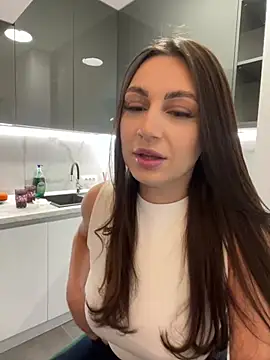 Snapshot of claraxjoyy chatting on 03-13-25, 04:49 claraxjoyy online show from 03-13-25, 04:49