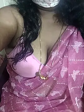 Snapshot of Rathi22 chatting on 10-26-25, 10:37 Rathi22 online show from 10-26-25, 10:37