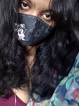 Snapshot of Rathi22 chatting on 04-08-26, 02:46 Rathi22 online show from 04-08-26, 02:46