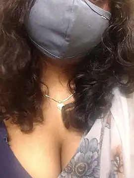 Snapshot of Rathi22 chatting on 06-16-26, 02:22 Rathi22 online show from 06-16-26, 02:22