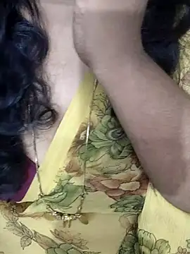 Snapshot of Rathi22 chatting on 04-22-26, 01:34 Rathi22 online show from 04-22-26, 01:34