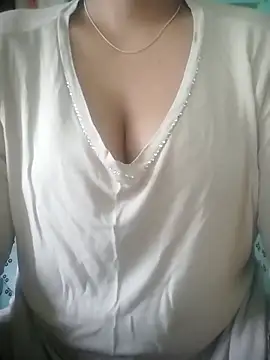 Snapshot of muskan-Sharma chatting on 10-15-25, 05:17 muskan-Sharma online show from 10-15-25, 05:17