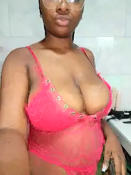 Snapshot of mikaelita_78 chatting on 03-20-25, 03:45 mikaelita 78 online show from 03-20-25, 03:45