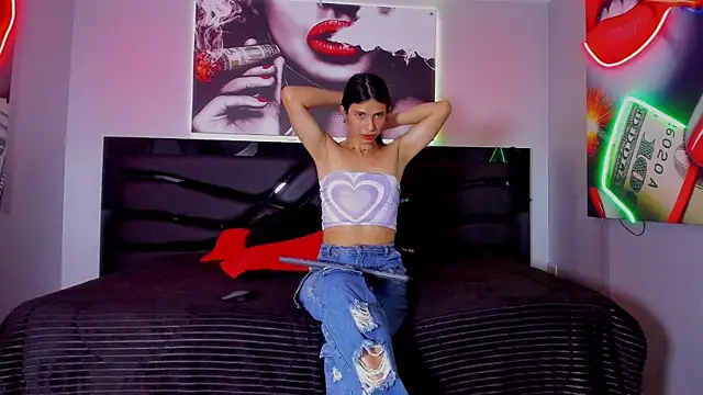 AlexaWatson  online show from 02-18-25, 06:58