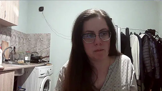 Snapshot of -Mandarishka- chatting on 01-04-25, 06:09 -Mandarishka- online show from 01-04-25, 06:09
