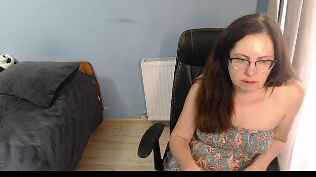 Snapshot of -Mandarishka- chatting on 07-07-26, 01:25 -Mandarishka- online show from 07-07-26, 01:25