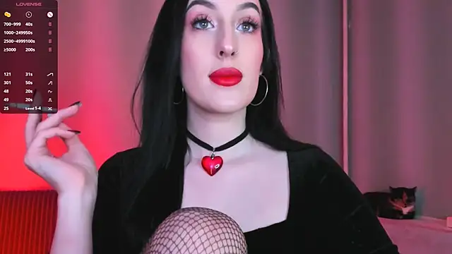 Snapshot of Miss_Alice__ chatting on 01-25-25, 11:11 Miss Alice   online show from 01-25-25, 11:11