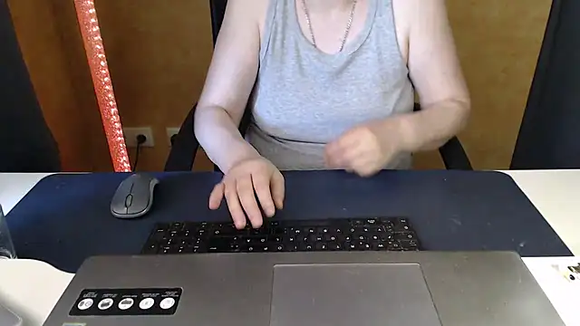 Sweet Phoenix online show from 06-04-26, 10:20