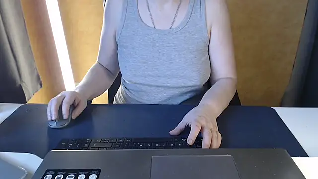 Sweet Phoenix online show from 03-08-26, 07:44