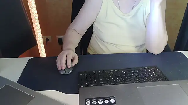 Sweet Phoenix online show from 06-24-26, 08:02