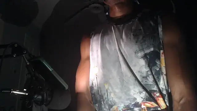 Snapshot of dominatingblacklove chatting on 03-14-25, 09:35 dominatingblacklove online show from 03-14-25, 09:35