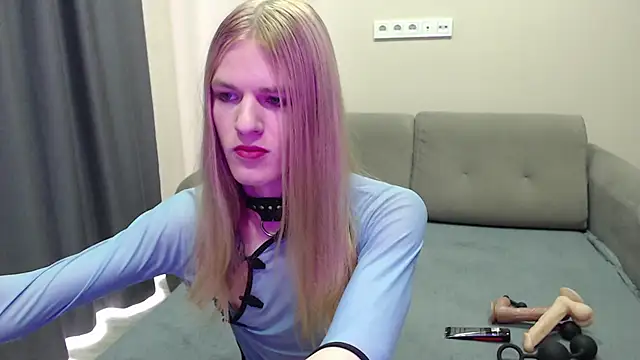 blaire  18 online show from 03-04-25, 05:21