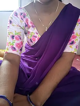 Snapshot of lovelygirl4567 chatting on 04-18-26, 05:21 lovelygirl4567 online show from 04-18-26, 05:21
