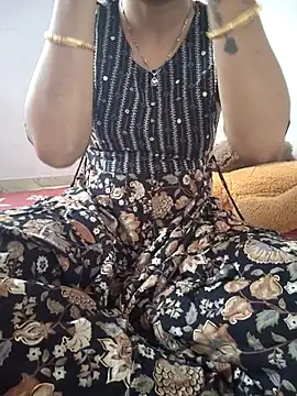 Snapshot of lovelygirl4567 chatting on 05-31-26, 05:35 lovelygirl4567 online show from 05-31-26, 05:35