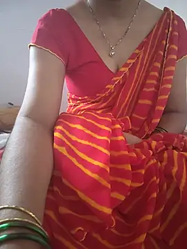 Snapshot of lovelygirl4567 chatting on 05-20-26, 05:26 lovelygirl4567 online show from 05-20-26, 05:26