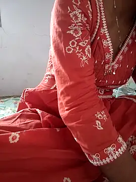 Snapshot of lovelygirl4567 chatting on 04-30-26, 05:03 lovelygirl4567 online show from 04-30-26, 05:03