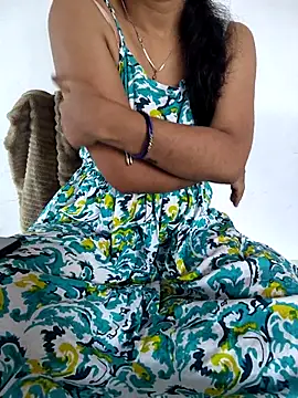 Snapshot of lovelygirl4567 chatting on 04-21-26, 05:25 lovelygirl4567 online show from 04-21-26, 05:25