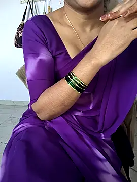 lovelygirl4567 online show from 12-22-25, 05:51