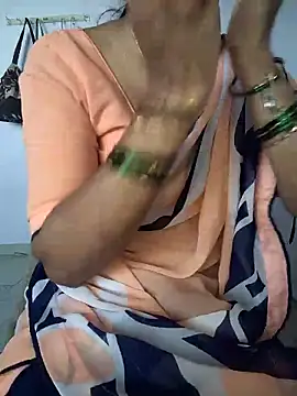 lovelygirl4567 online show from 12-20-25, 05:21