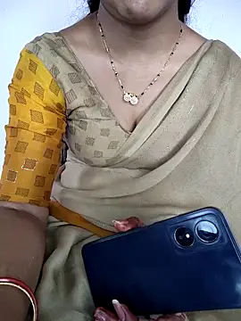 lovelygirl4567 online show from 03-20-26, 05:41