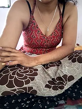 lovelygirl4567 online show from 04-07-26, 05:31