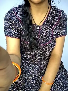 lovelygirl4567 online show from 03-13-26, 03:39