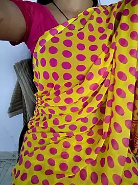 lovelygirl4567 online show from 03-18-26, 05:54