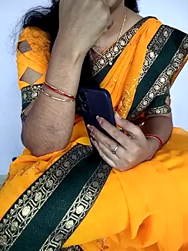 lovelygirl4567 online show from 03-27-26, 06:44