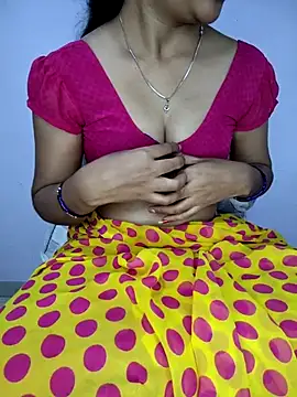 Snapshot of lovelygirl4567 chatting on 02-26-26, 05:24 lovelygirl4567 online show from 02-26-26, 05:24