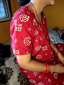 lovelygirl4567 online show from 10-06-25, 03:51