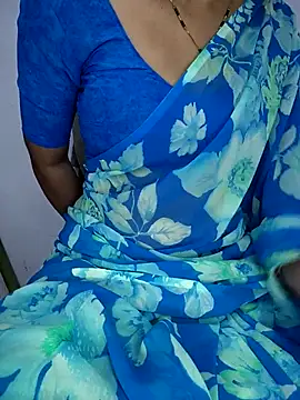Snapshot of lovelygirl4567 chatting on 07-16-26, 03:42 lovelygirl4567 online show from 07-16-26, 03:42